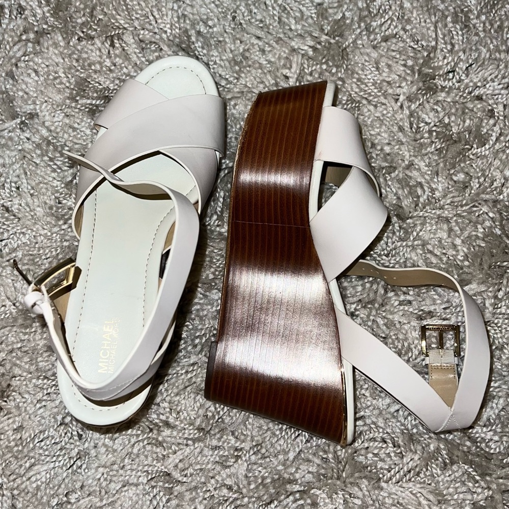 Michael Kors Platform Shoes Women’s Size 9